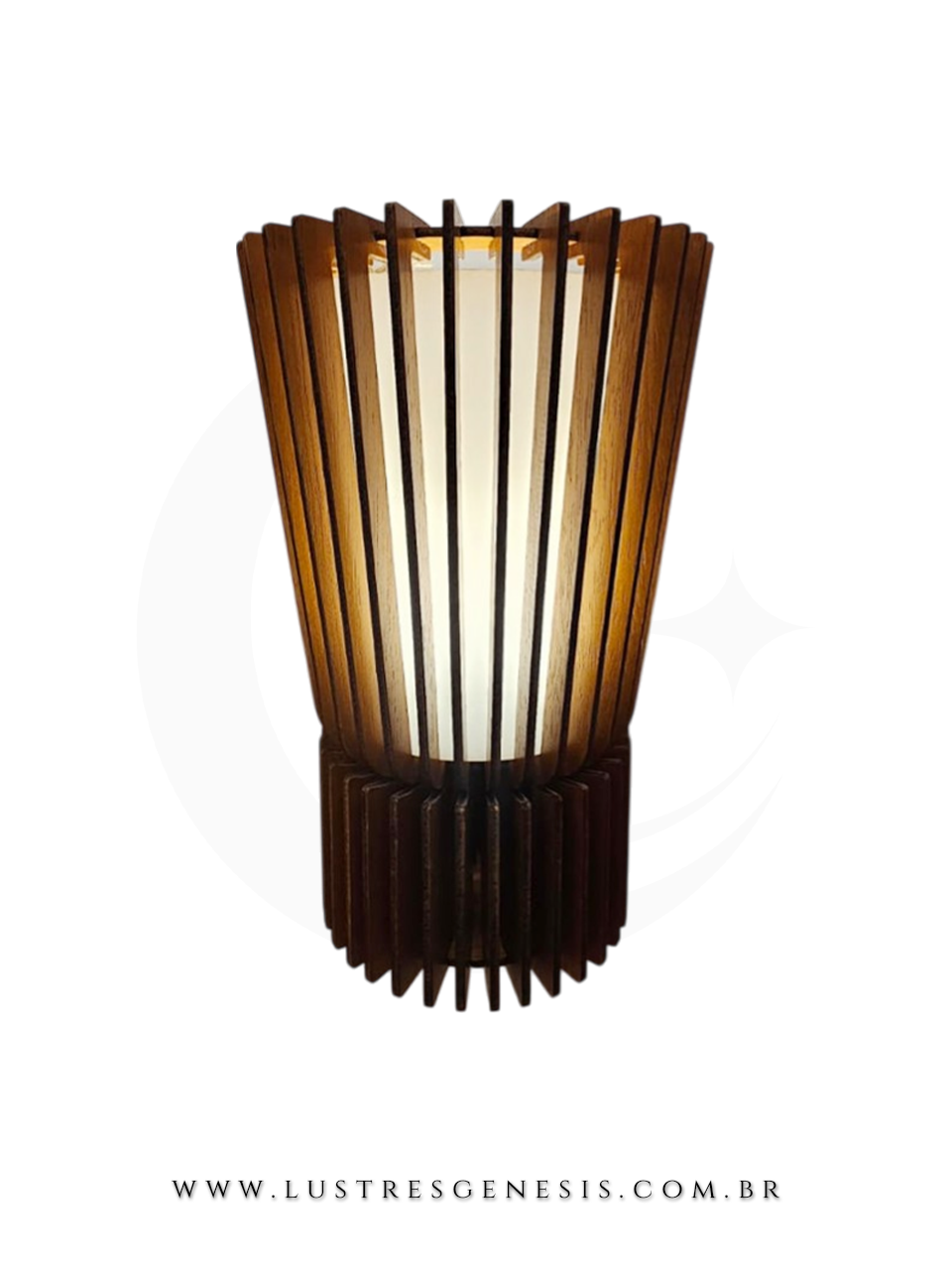 Arandelas modernas Calla com acabamento em madeira instaladas em uma parede decorativa, iluminando ambiente aconchegante com pufes turquesa, ideal para quarto, cabeceira de cama, lavabo e quarto infantil.